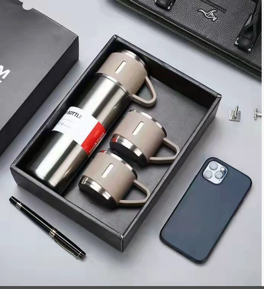 Set Termo + 3 Tazas en Acero Inoxidable.